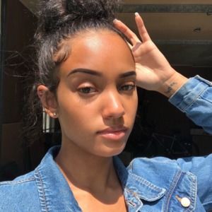 Meet your Posher, Brittney